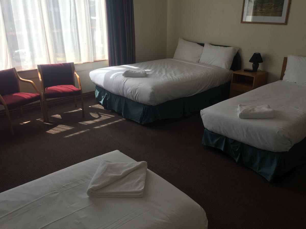 The Cobb Hotel Palmerston North Exterior foto